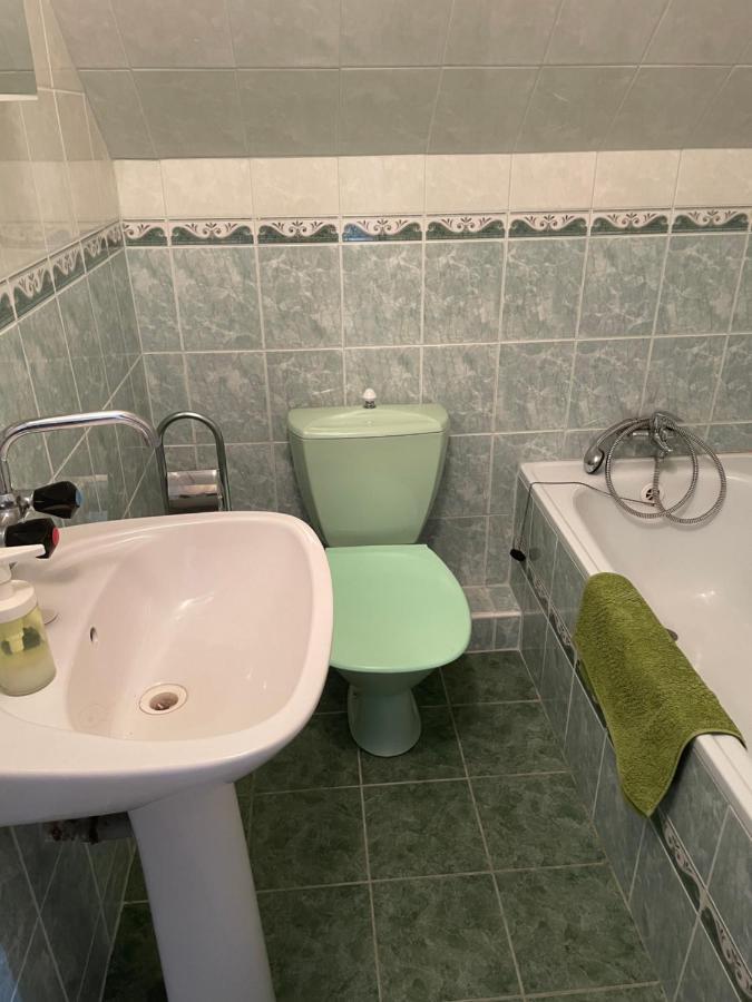 ホテル Penzion Fontana Náměšť nad Oslavou エクステリア 写真